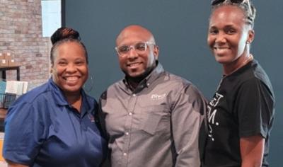 FL agent at back to school local event