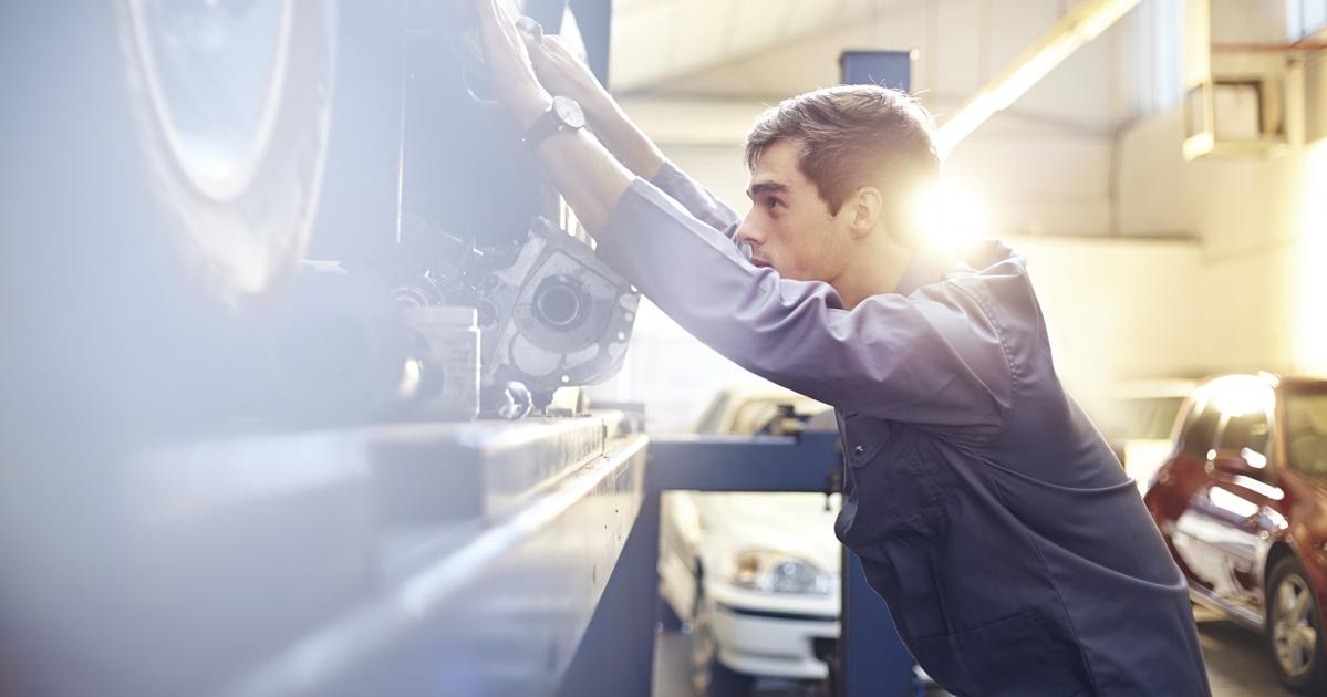 Car Warranty vs Car Insurance Key Differences Allstate