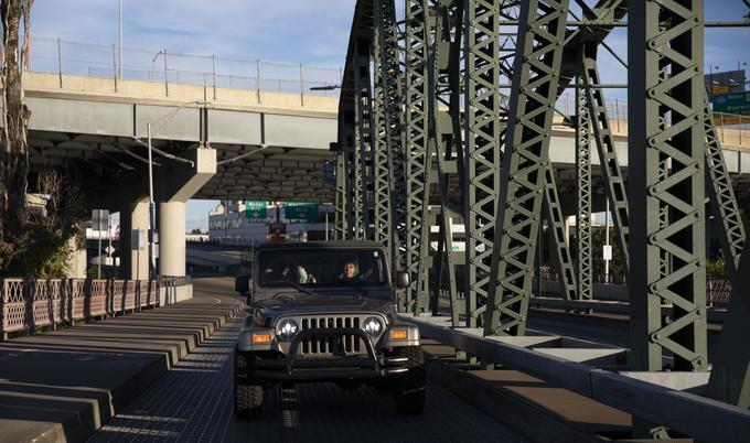 couple driving jeep
