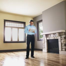 Landlord doing inventory. 