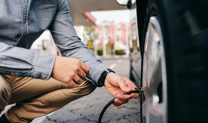 Measure shop tire pressure