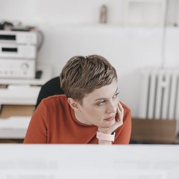 woman-thinking-at-computer-GettyImages-919443940.jpg