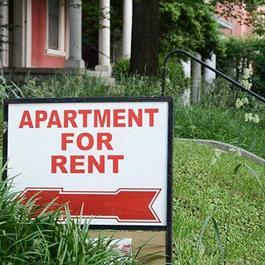 apartment with for rent sign