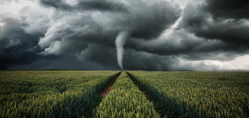 tornado forming in the sky 